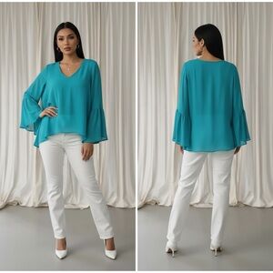 Show me your mumu Barry flutter bell sleeve top blue size small